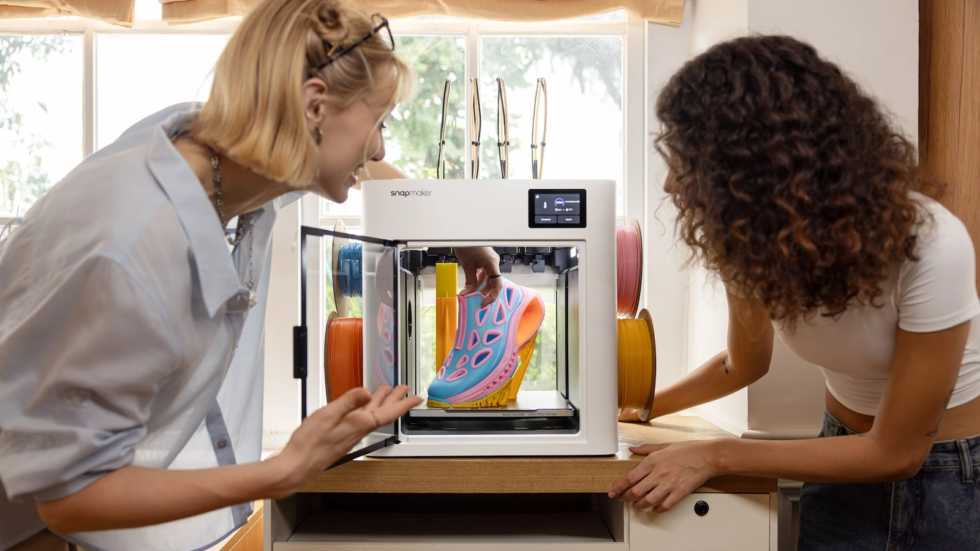 靠效率征服用户!Snapmaker 多色3D打印机众筹突破千万美元